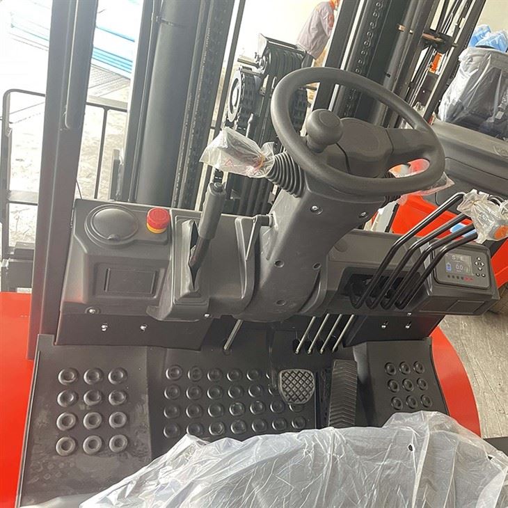 China Electric Forklift